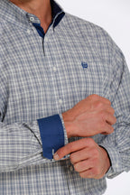 CINCH Shirts Cinch Men's Gray/Cream Plaid Classic Fit Long Sleeve Button Down Shirt MTW1105444