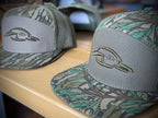 AMERICAN FLYWAY WATERFOWL Hats Mossy Oak Greenleaf & Olive Duck Logo
