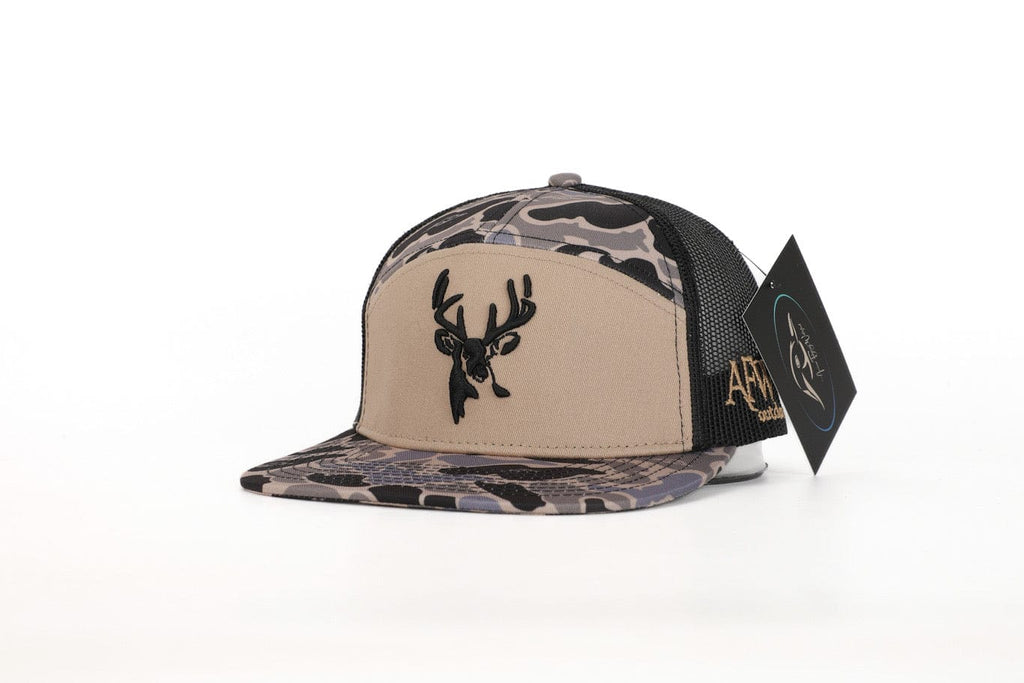 American Flyway Waterfowl Youth 7 Panel Youth 7 Panel Hardwoods-II 3 D Puff Deer Head w/ Black Mesh