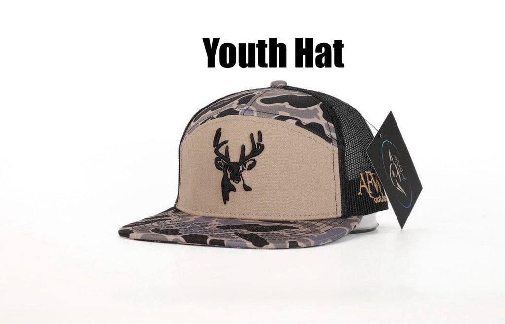 American Flyway Waterfowl Youth 7 Panel Youth 7 Panel Hardwoods-II 3 D Puff Deer Head w/ Black Mesh
