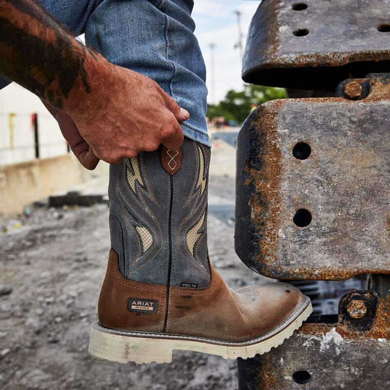 ARIAT Boots Ariat Men's Activator VentTEK Wide Square Toe Steel Toe Work Boot 10061284