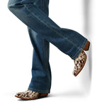 ARIAT INTERNATIONAL, INC. Jeans Ariat Women's Lucy Ultra High Rise Straight Leg Jeans 10042220