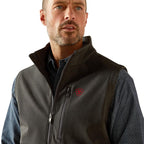 ARIAT Outerwear Ariat Men's Charcoal Americana Logo Softshell Vest 10062588