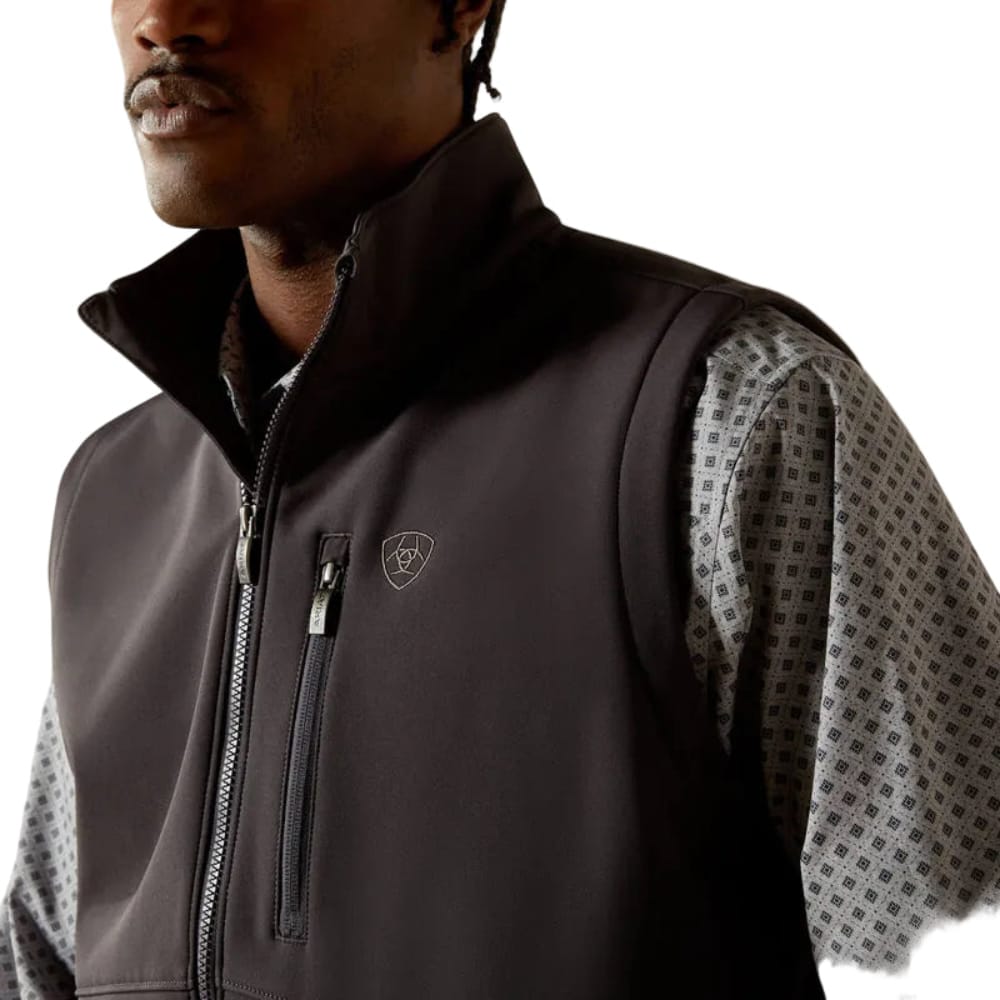 ARIAT Outerwear Ariat Men's Phantom Logo Softshell Vest 10062589