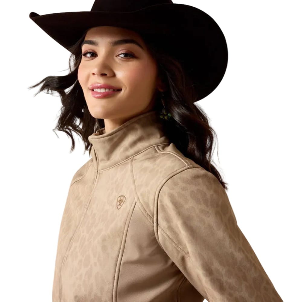 ARIAT Outerwear Ariat Women's Faded Leopard Print Logo Softshell Jacket 10079888