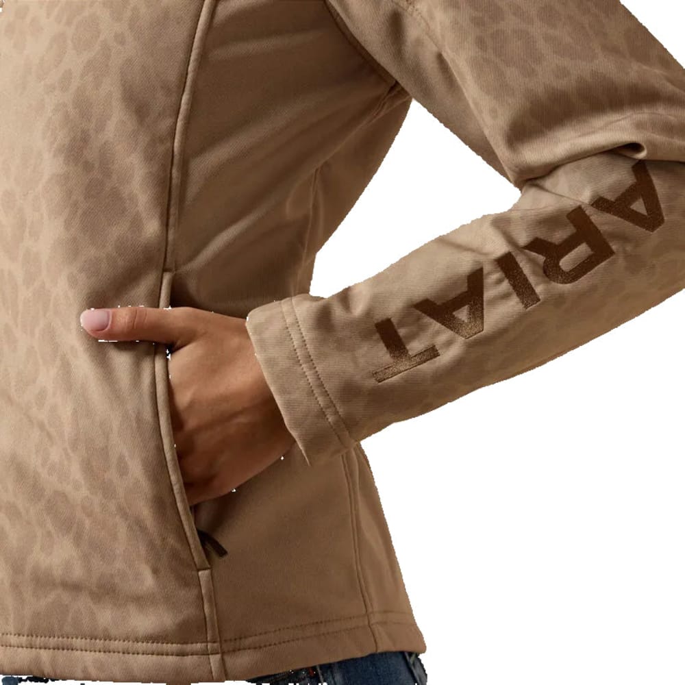 ARIAT Outerwear Ariat Women's Faded Leopard Print Logo Softshell Jacket 10079888