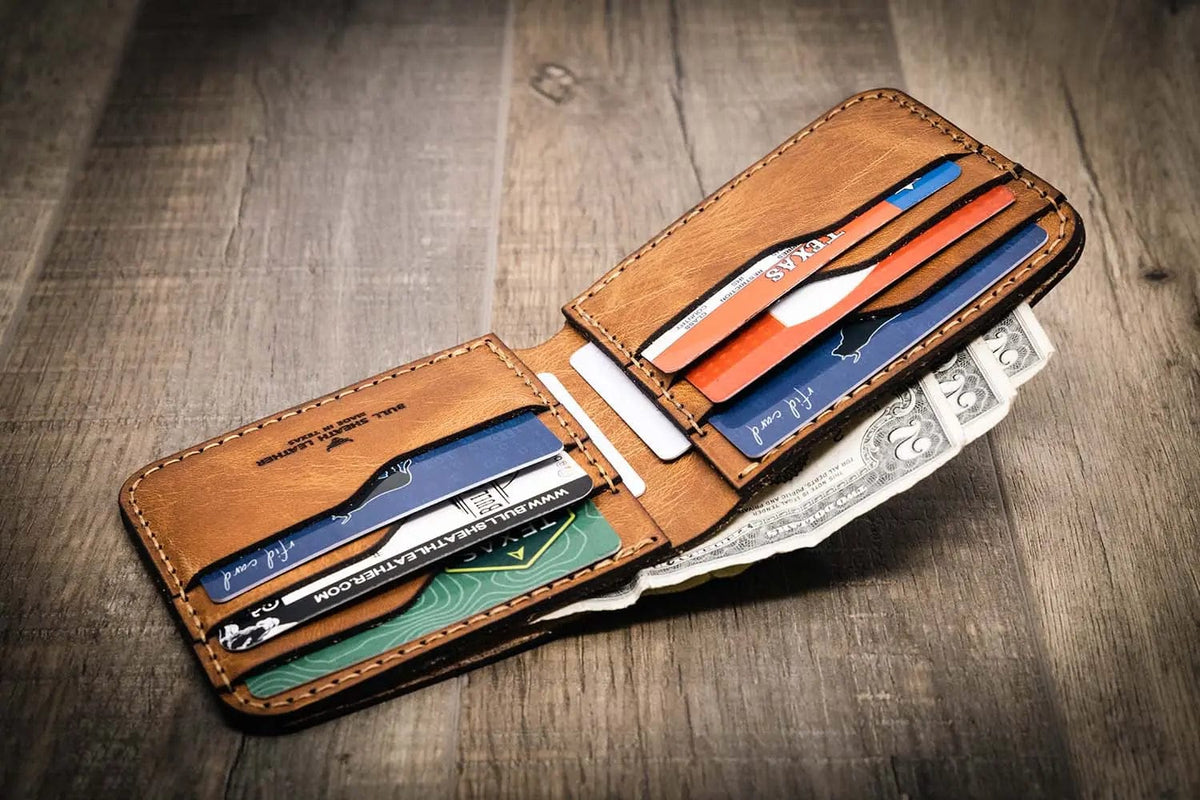 Bull Sheath Leather Men's Big Bend Bifold Wallet – Russell's Western ...