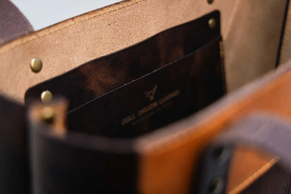 Bull Sheath Leather The Naomi Leather Tote Bag - Walnut