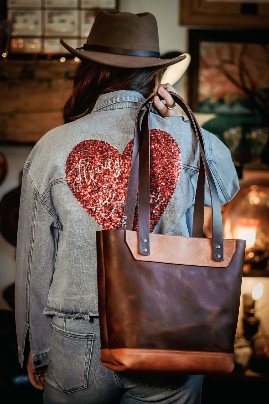 Bull Sheath Leather The Naomi Leather Tote Bag - Walnut