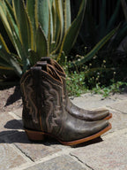 CIRCLE G BOOTS Boots Circle G Women's Chocolate Embroidery Snip Toe Ankle Booties L6240