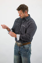 Drover Cowboy Threads Shirts Signature Series - Stampede - Pearl Snap, Print, Option Cuff, Classic Fit Shirt (Black w/ White Flowers)