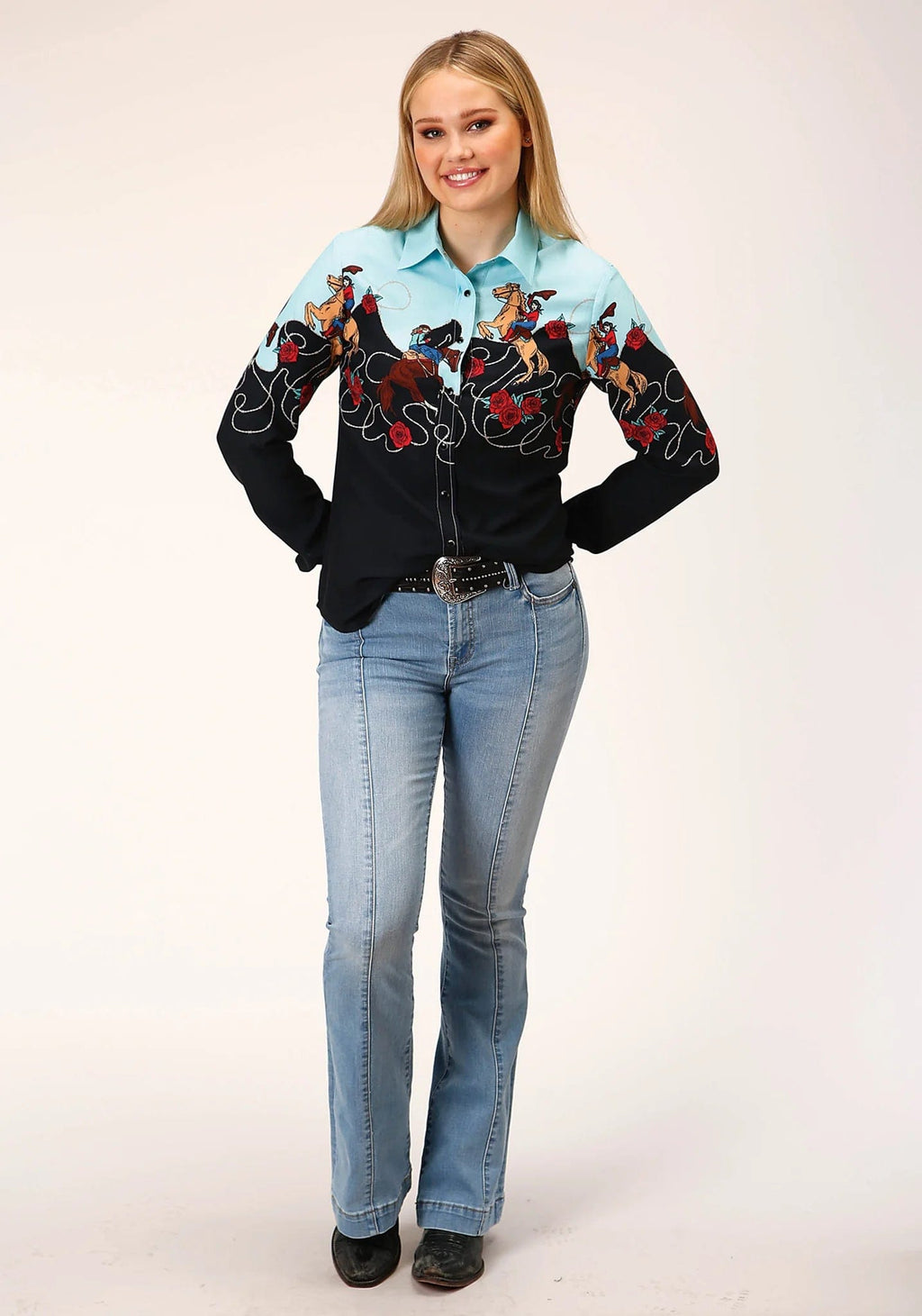 Roper Shirts Roper Women's Cowgirl Border Printed Long Sleeve Western Snap Shirt 03-050-0590-6114 BL