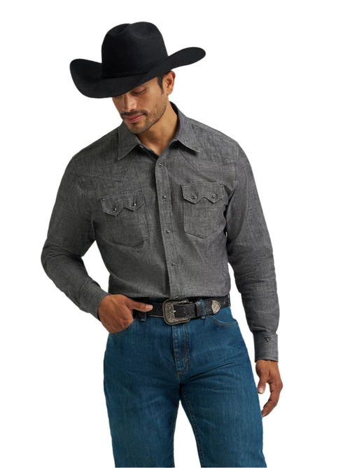 Wrangler Men's Cody Johnson Two Pocket Western Snap Shirt in Black