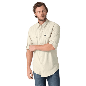 WRANGLER JEANS Shirts Wrangler Men's Classic Fit Khaki Performance Long Sleeve Shirt 112323768