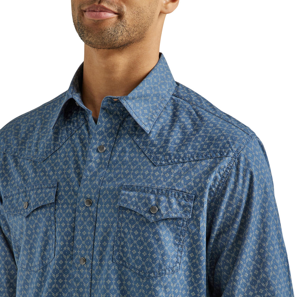 WRANGLER JEANS Shirts Wrangler Men's Retro Premium Blue Flower Chain Long Sleeve Snap Shirt 112338158