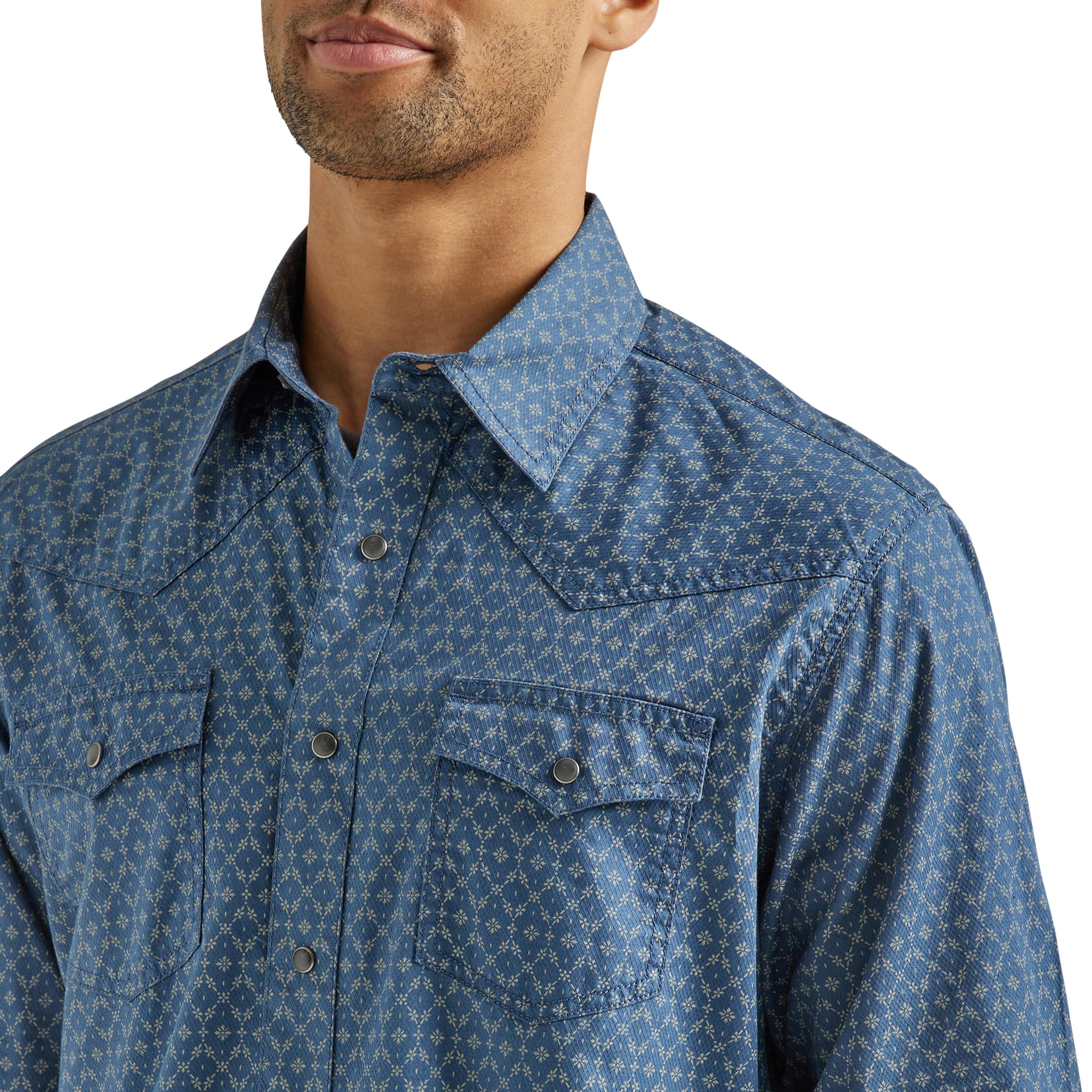 WRANGLER JEANS Shirts Wrangler Men's Retro Premium Blue Flower Chain Long Sleeve Snap Shirt 112338158