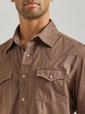 WRANGLER JEANS Shirts Wrangler Men's Retro Premium Camel Brown Long Sleeve Button Down Solid Shirt 112338156