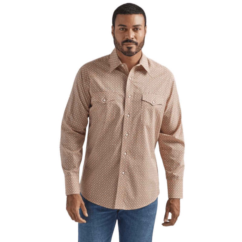 https://www.russells.com/cdn/shop/files/wrangler-jeans-shirts-wrangler-men-s-silver-edition-copper-print-long-sleeve-western-shirt-112324690-36129046266014_1200x.png?v=1692794487