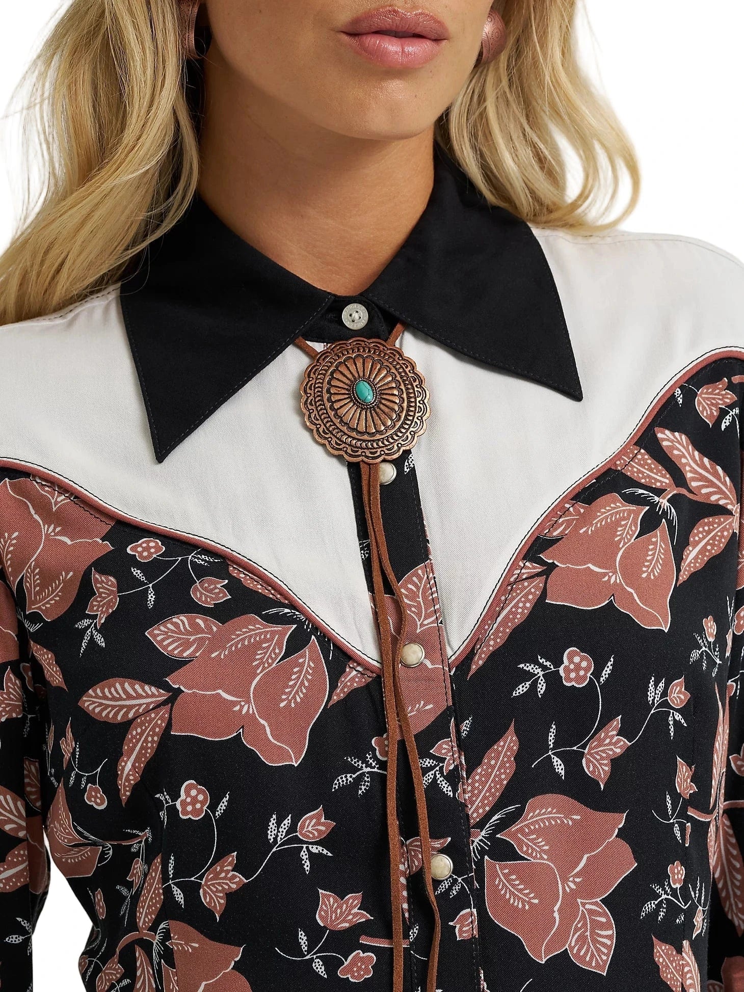 WRANGLER JEANS Shirts Wrangler X Lainey Wilson Women's Folk Print Western Snap Shirt 112368255