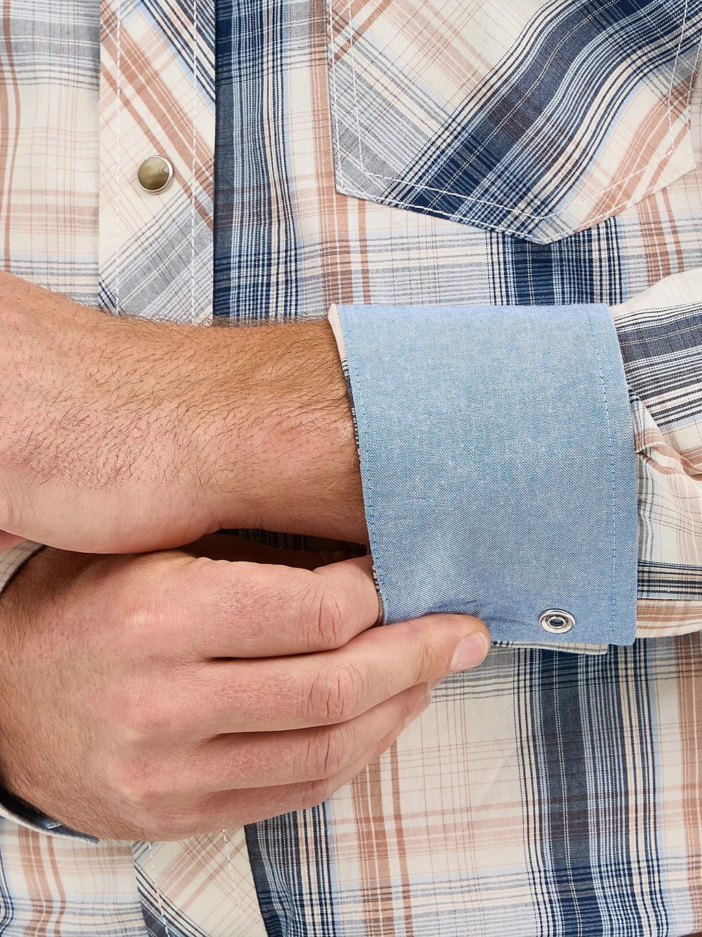 WRANGLER Shirts Wrangler Men's 20X Competition Long Sleeve Two Pocket Western Snap Shirt 112359546