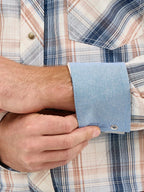 WRANGLER Shirts Wrangler Men's 20X Competition Long Sleeve Two Pocket Western Snap Shirt 112359546