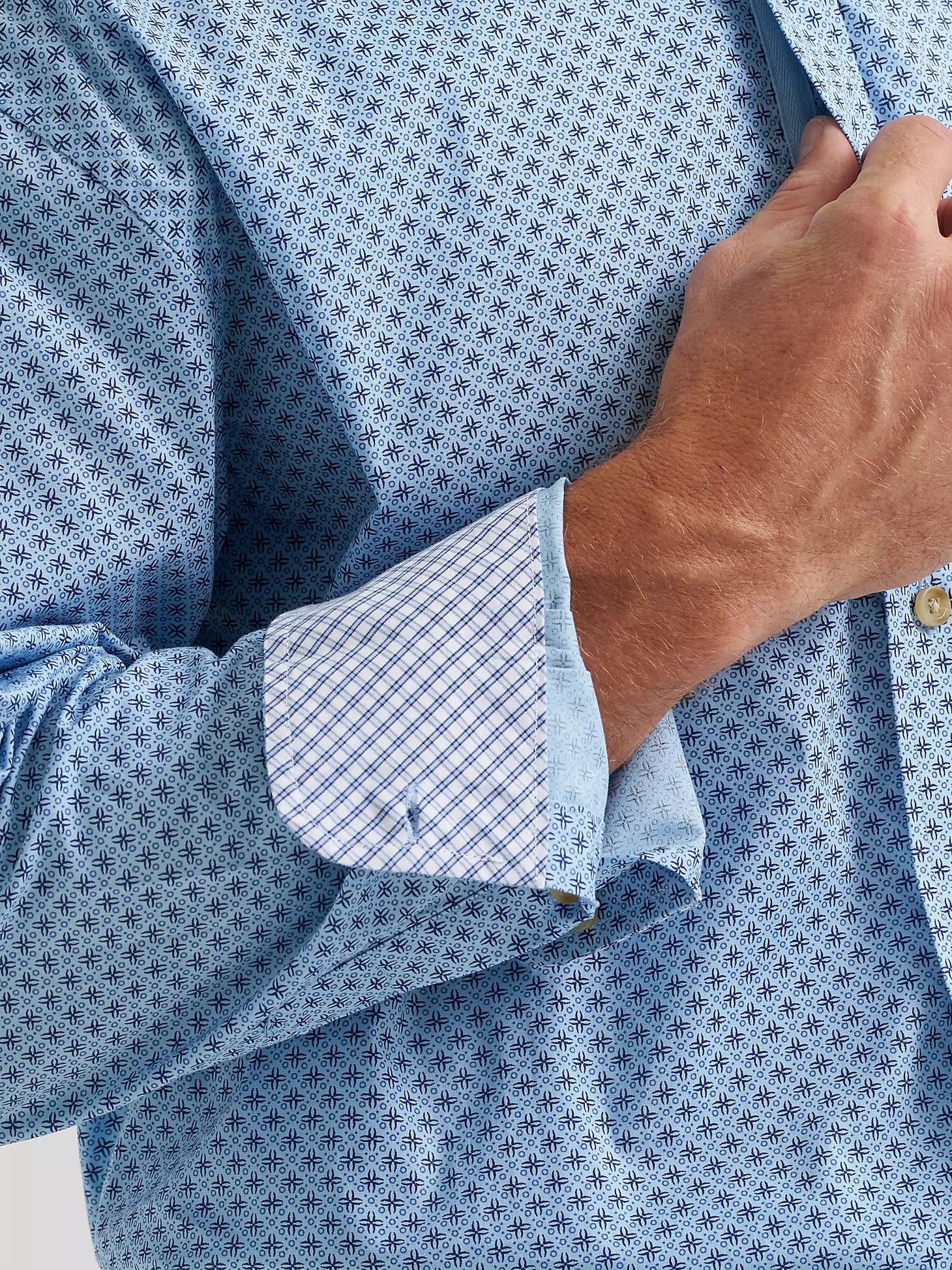 WRANGLER Shirts Wrangler Men's Baby Blue Cross George Strait Button Down Shirt 112374582