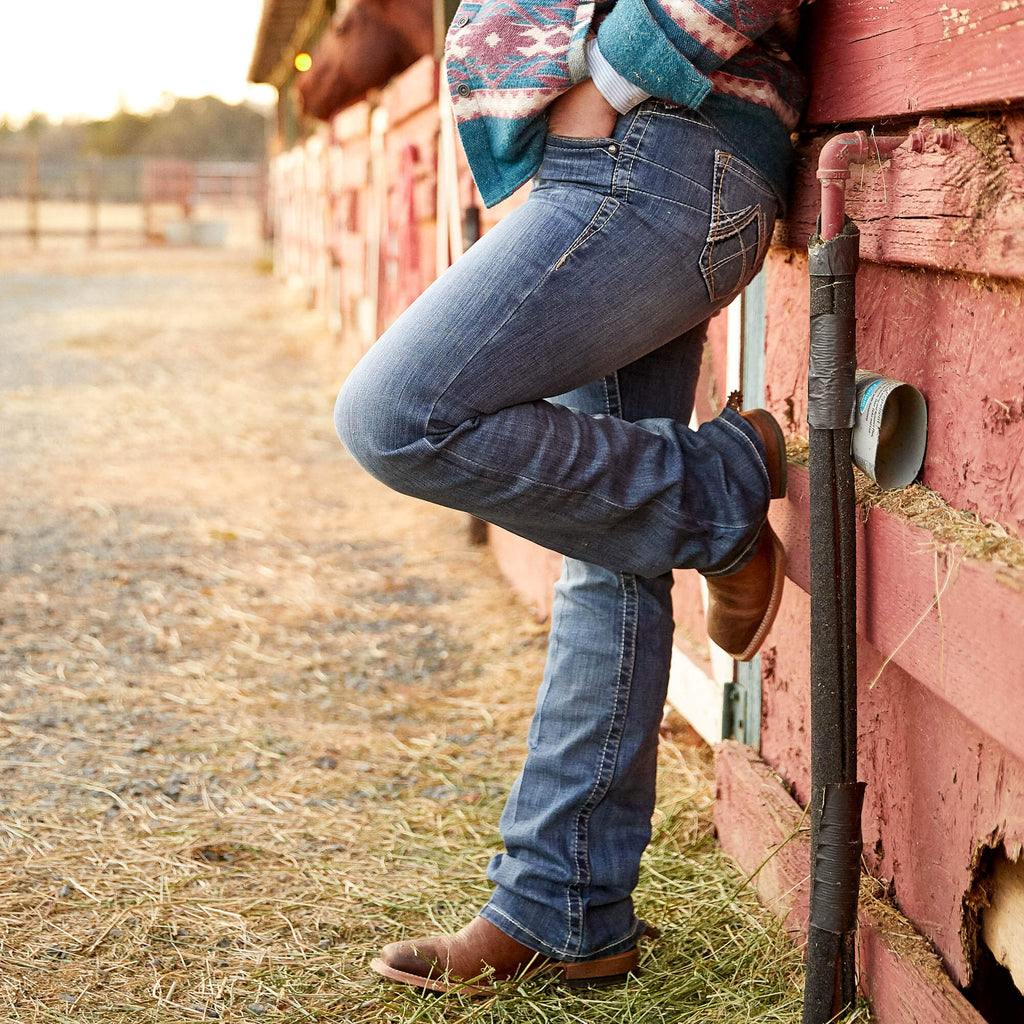 ARIAT INTERNATIONAL, INC. Jeans Ariat Women's Kelsea Mid Rise Stretch Wide Leg Jeans 10027695