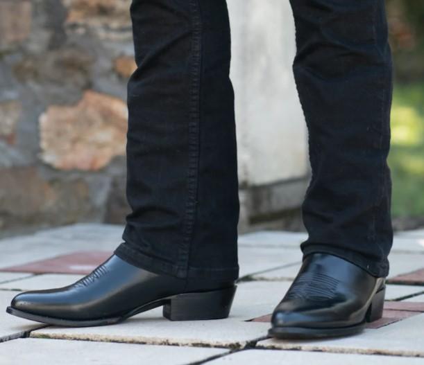 ダンポストウエスタンブーツ Dan Post Men's Milwaukee Black Leather Cowboy Boots DP2110R