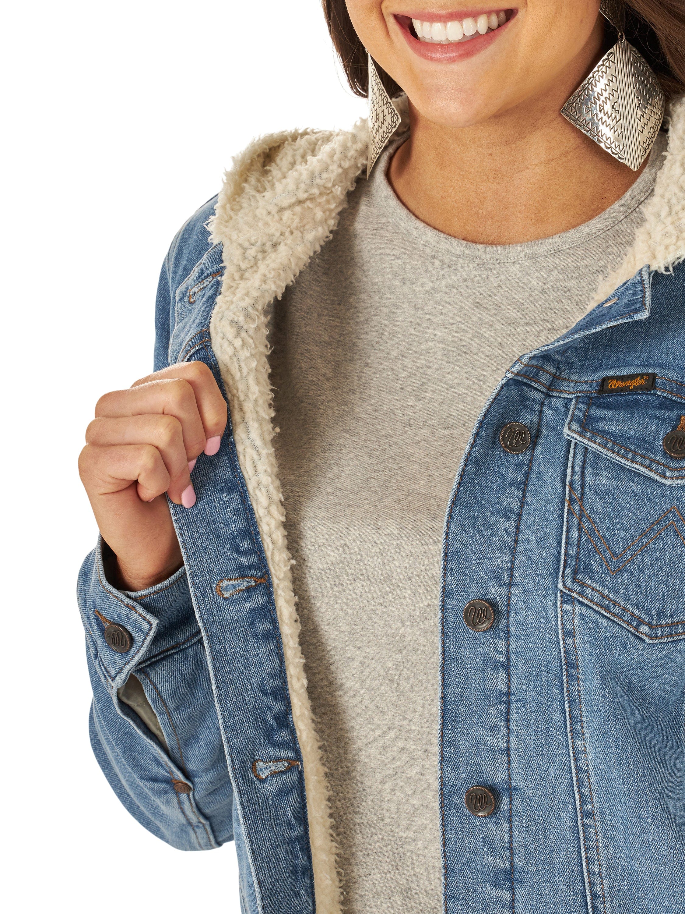 Denim + Shearling  Denim jacket outfit, Jacket outfits, Outfits