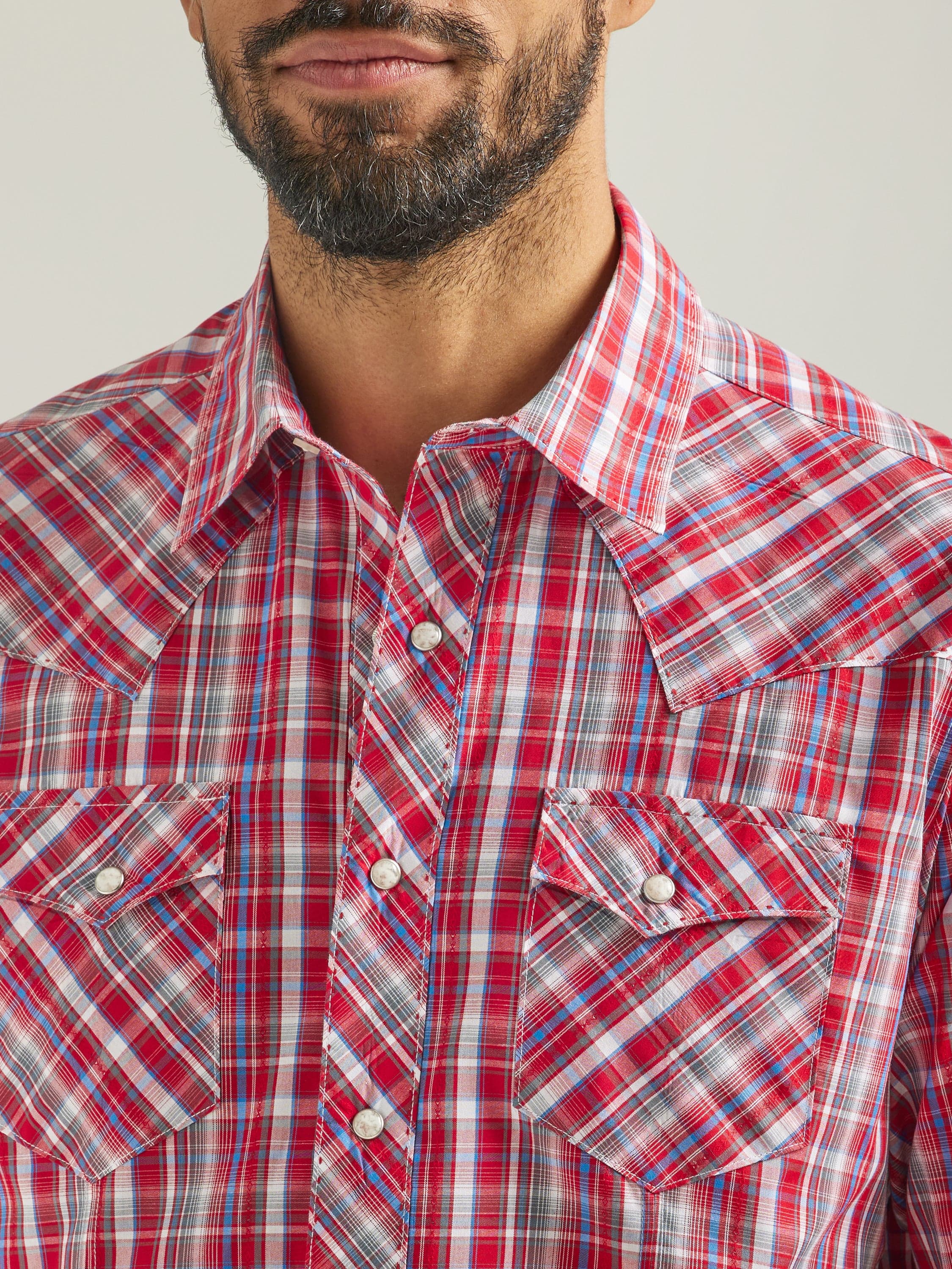 Wrangler Men's Fashion Med Red Long Sleeve Western Snap Plaid