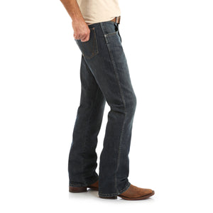 Wrangler Men's Falls City Retro Relaxed Fit Boot Cut Jeans WRT20FL -  Russell's Western Wear, Inc.
