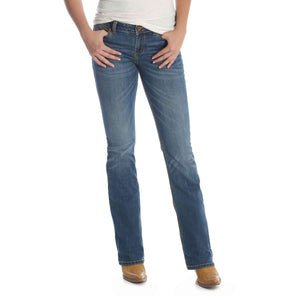 Wrangler Jeans Wrangler Women's Retro Mae Mid-Rise Bootcut Jeans 09MWZKM