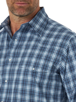Wrangler Shirts Wrangler Men's Wrinkle Resist Long Sleeve Western Snap Plaid Shirt
